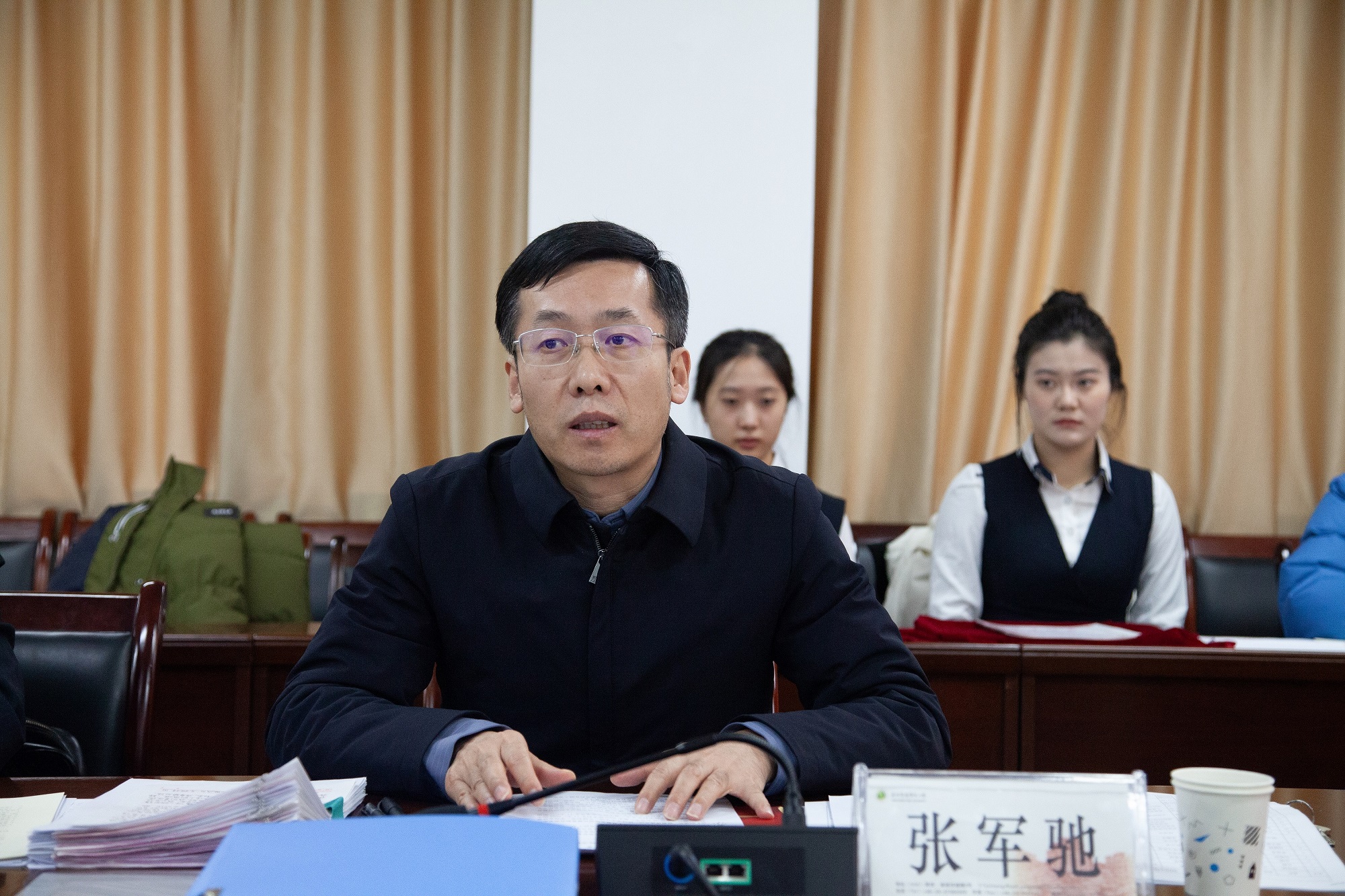 公司党委副书记张军驰讲话.jpg