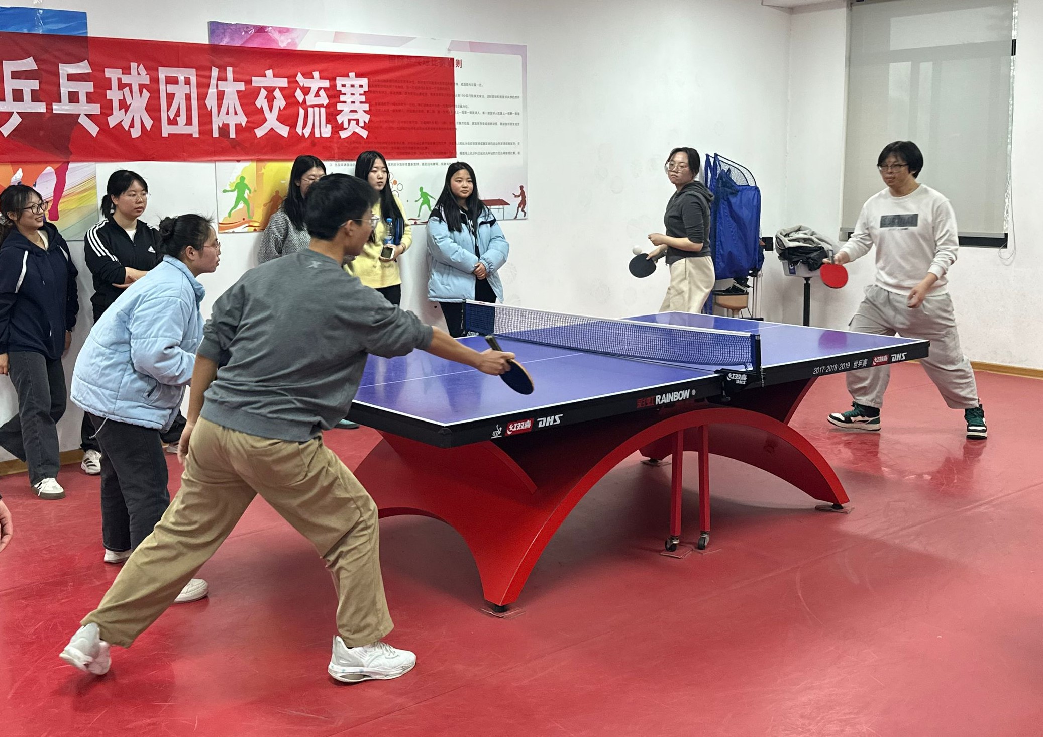 比赛现场2.jpg