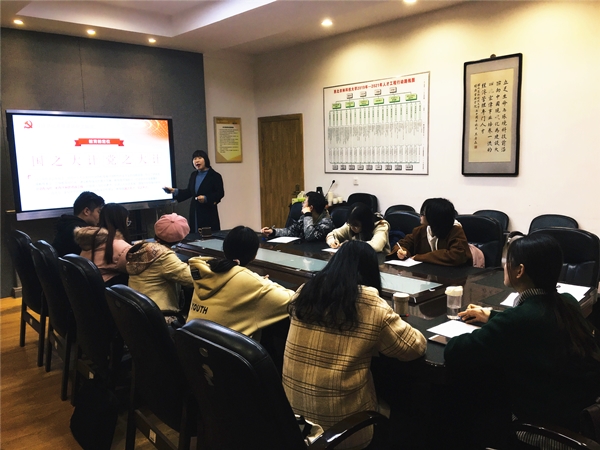 14bf8b3726334d27a8876b15adedf793.jpg AE01D5752411168F4E1A320A3FE5C81B.JPG