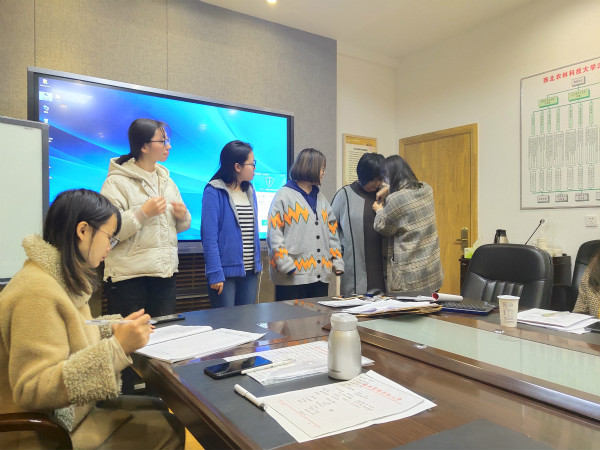 24e739a7d3f7483cb93220259efdf4f6.jpg 2_meitu_2.jpg