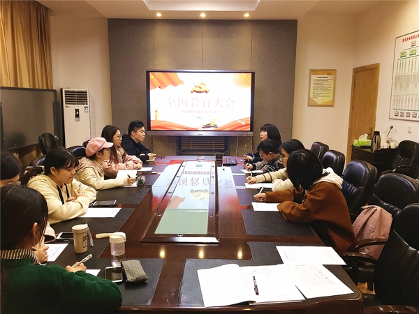 5d12c3b3319d40ff9a477ec33106f8e5.jpg 28C99C1D1E494ADD20C80A1D2812EC90.JPG