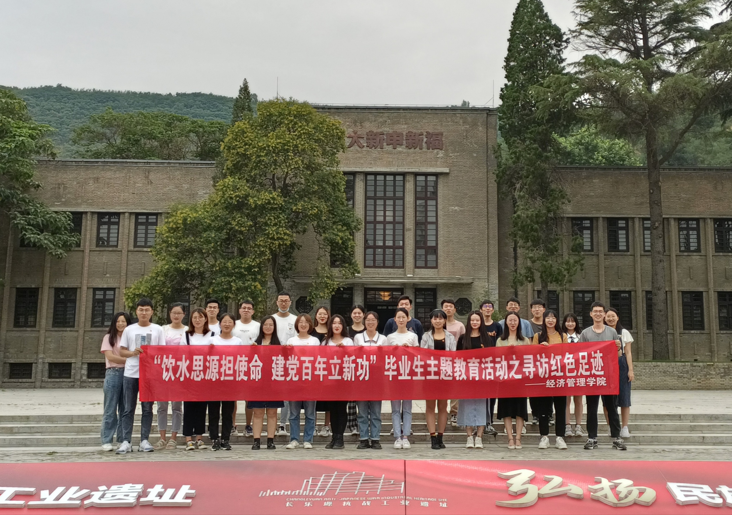 1b814b09715c4a60982ce71a594411b7.jpg 1b814b09715c4a60982ce71a594411b7.jpg