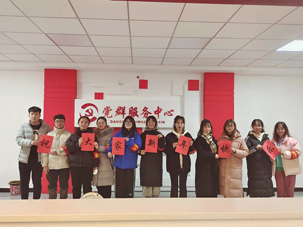 7810677d0de743489e18e62fa7b06dd6.jpg 闫紫萱 (2).JPG