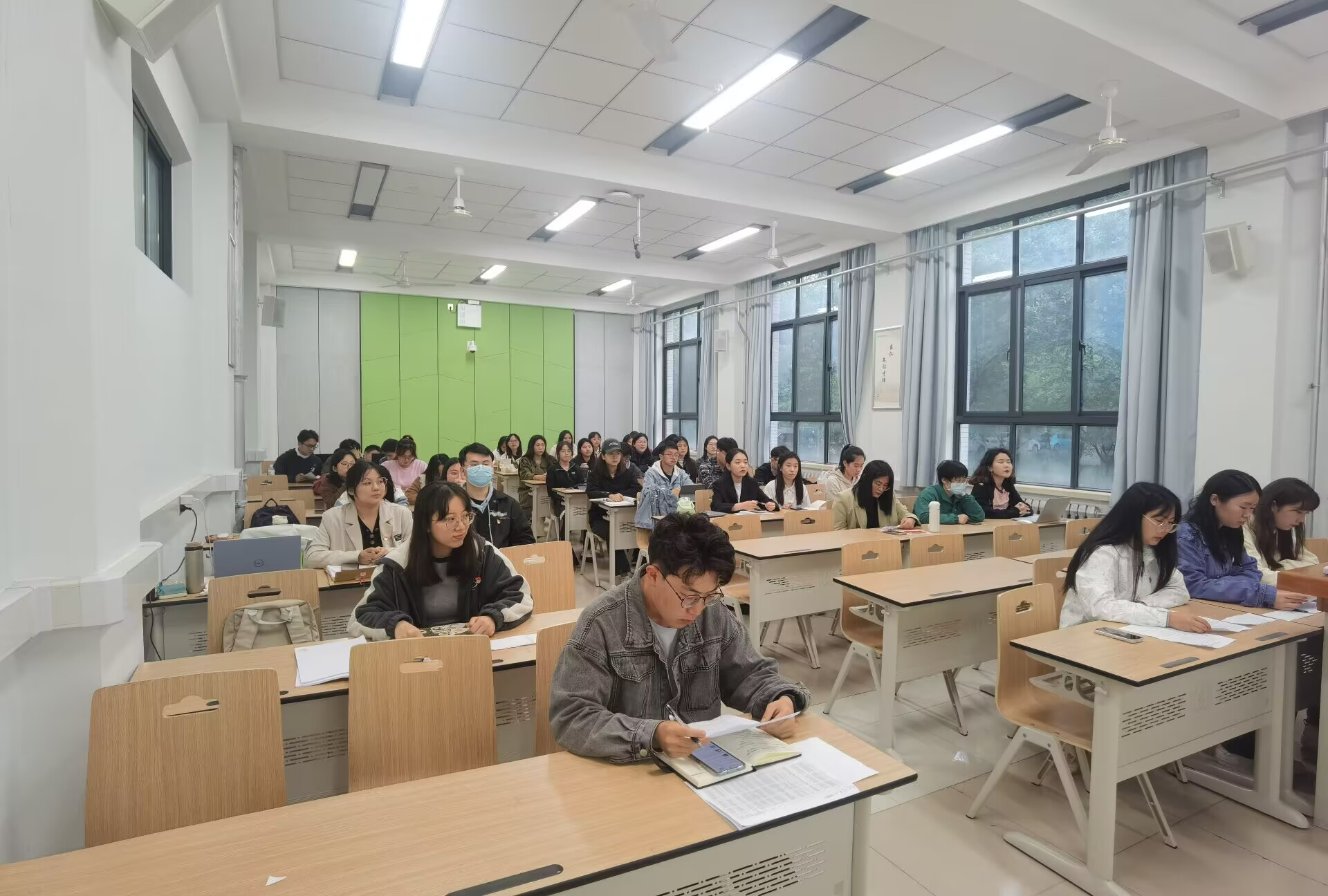 81661709015c4763b25a228c86b11008.png 81661709015c4763b25a228c86b11008.png