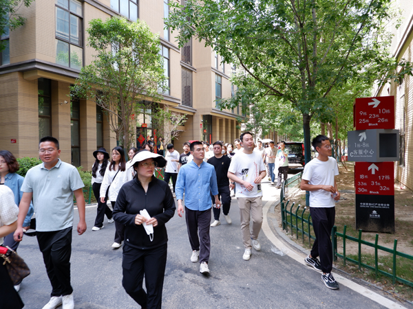 e734301de91344eda5417106e40bb13a.jpg 2.jpg